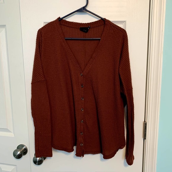 Out From Under Rust Oversized Thermal Button Front Top Women's Size Small - Picture 1 of 6